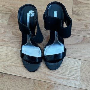 Black Heels with Elastic Ankle Strap